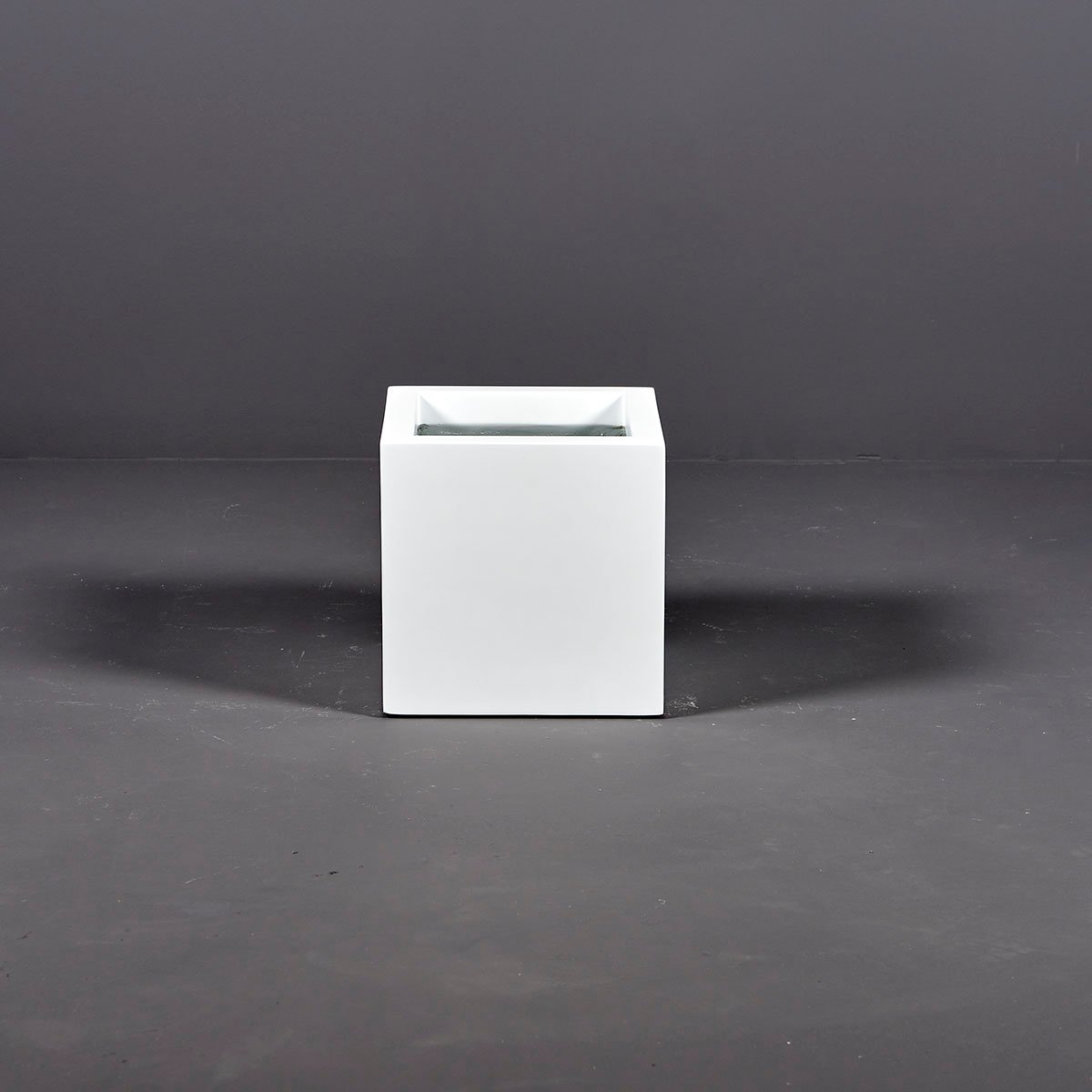 Large Montroy Cube Planter