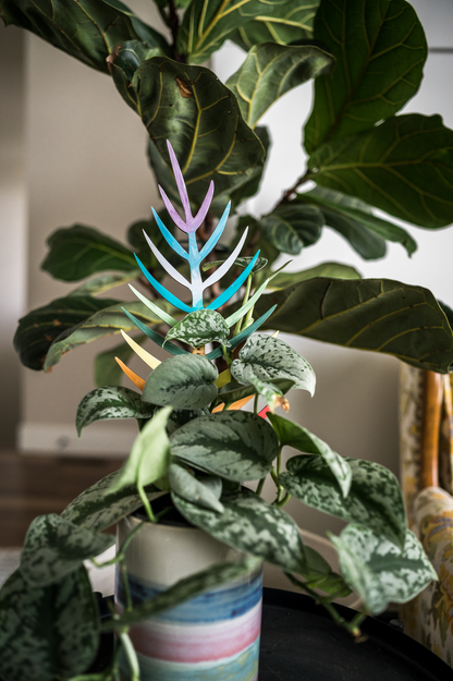 BARE™ Palmella™ - Customizable wooden plant support - Inspired by the Palm leaf